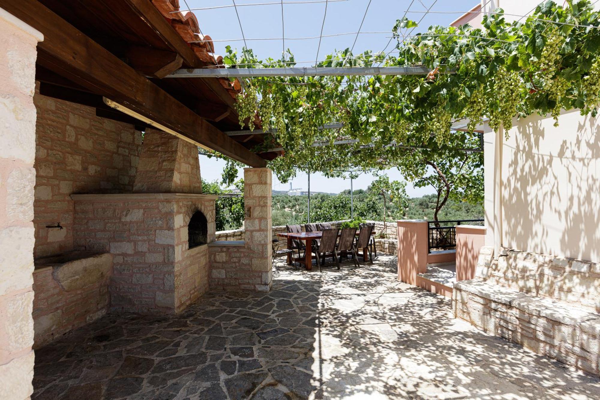 Marina Villa, A Nature Inspiring Retreat Perama  Exterior photo